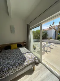 Comfortable cottage 2 people - Swimming pool - In Provence - Image 3