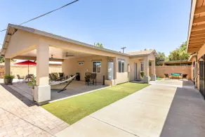 Modern Guest House in Phoenix/Biltmore Area - Image 4