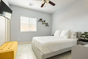 Modern Guest House in Phoenix/Biltmore Area - Image 3