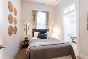 Cheerful Highlands Home with Parking*Cherokee*NuLu - Image 4