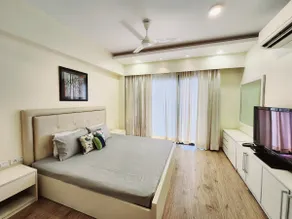 POSH2 Contemoprary 2bhk in GK1 South Delhi - Image 5