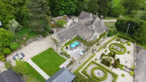 Peak District Manor: Pool + Hot Tub + Fire Pit - Image 5