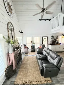 Creekside Cottage Luxury •Cozy•Waterview •Wooded - Image 5