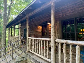 Peaceful, Secluded Cabin near Beaver Lake - Image 2