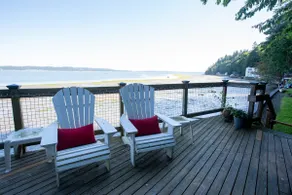 Private Retreat on the Puget Sound - Image 4