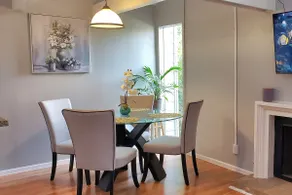 Stylish Home w/ Peaceful Deck near Downtown ATX - Image 3