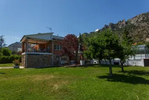 Rural house with heated pool in La Cabrera - Image 5
