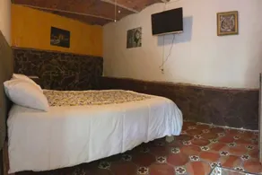 The house of ajijic mangoes - Image 2