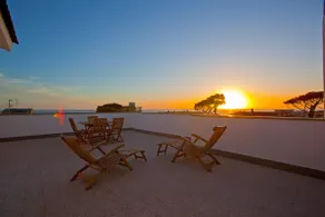 Penthouse with sea view and a large terrace, pet friendly - Image 5