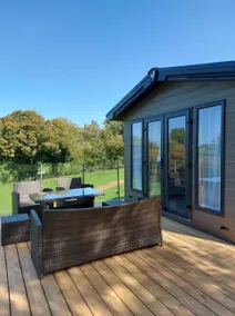 Long Meadow View Lodge - Private Hot tub & Garden - Image 2