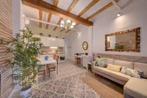 Private Patio & Pool ·5 min to the Beach ·Cabanyal - Image 2