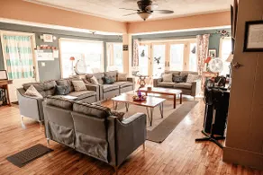 7BR/7BA White Mountains Epic Views & Fire Pit - Image 2