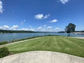 Lake Front Condo Discount-Pool & HotTub (seasonal) - Image 3