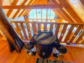 Enjoy a Cozy Cabin With Great Smoky Mountain Views - Image 5