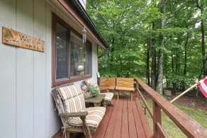 SHADY LEAF LODGE-Family Friendly Getaway - Arrowhead Lake, Poconos - Image 3