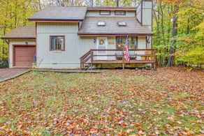 SHADY LEAF LODGE-Family Friendly Getaway - Arrowhead Lake, Poconos - Image 2