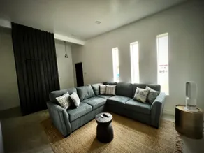 Stay at a modern/energy-efficient home! [Discount] - Image 4