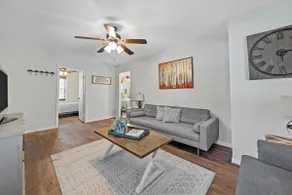 The Cottage on Columbus - Image 3