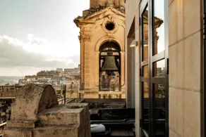 Palazzo Penthouse with Panoramic Private Jacuzzi - Image 2