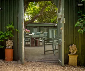 Hollyoak Sanctuary: 4 bedroom cosy Woodland Lodge Retreat - Image 2