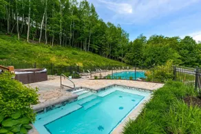 Charming redesigned condo-10 Minutes from Mountain - Image 5