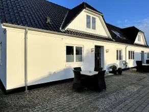 Close to Herning Exhibition Centre, Legoland, Givskud Zoo - Image 3