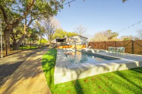 Luxus WASSERFRONT Haus mit BEHEIZTEM POOL UND SPA, Schlafplätze für 28+ - Image 2