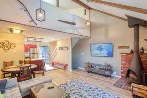 Cozy Camelback, Pocono Retreat w/ Mountain Views! - Image 3