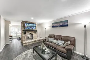 Lovely 2 Bedroom Condo in Dallas - Image 2