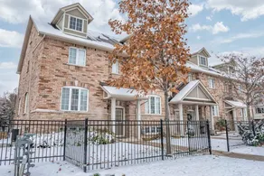 Stylish 4BR Home 20 Mins from YYZ - Image 5