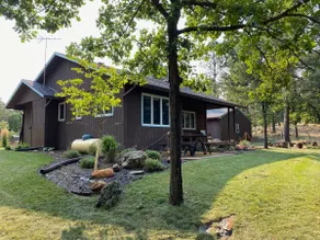 Rushmore Cottage - Image 2