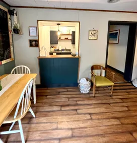 Village Living, Steps From the State Park Gorge - Image 4