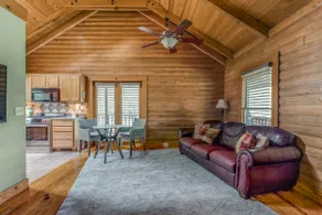 Tranquility Cabin with newly remodeled bathroom! - Image 4