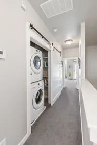 Luxury Townhouse In The Rose District - Image 3