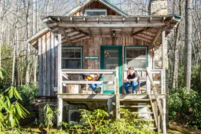 Birch Burrow- Charming Tiny Cabin for Two - Image 2