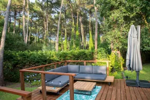 Villa with Pool & Home Theater Near the Ocean - Image 3