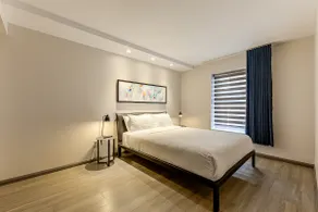 C03 | Modern Apt, Queen Bed near Old Quebec - Image 2