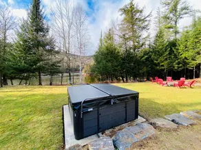 Waterfront Chalet · Hot Tub · ATV · Kayaks - Image 4