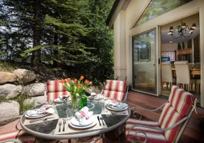 Cozy Arrowhead Retreat - Image 3