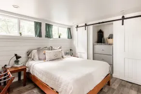Moonshine Cottage | Free Bikes | East Austin Stay - Image 2