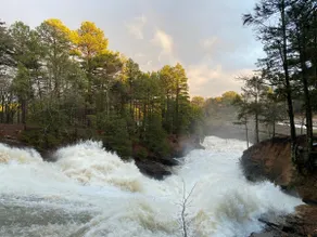 Incredible Waterfall Cabin 1 at Horsehead Lake - Image 5