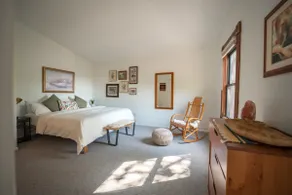 Large, Airy 2BR w/Private Deck by OTR/UC/Downtown! - Image 2