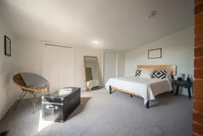 Large, Airy 2BR w/Private Deck by OTR/UC/Downtown! - Image 3