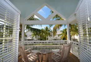 Boater's Paradise 3 bed/2.5 bath Villa with Slip! - Image 4