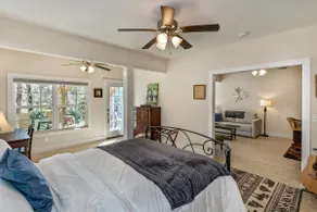 Modern and Cozy Mountain Getaway - Image 2