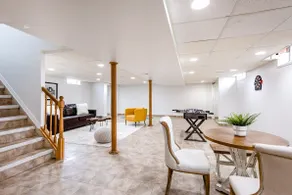 #1 Airbnb. Modern Spacious & Cozy Ranch Home - Image 2