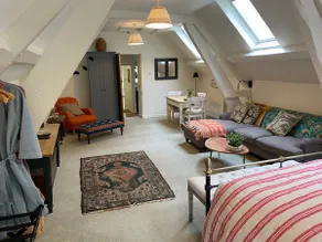 The Stable Loft, Oxfordshire - Image 5