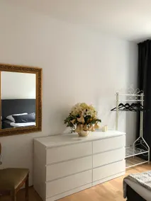 Anna - Image 3