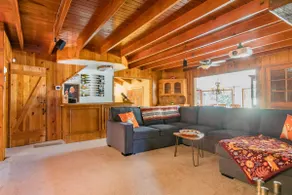 Vintage Mountain Charm: The Foxhole - Image 3