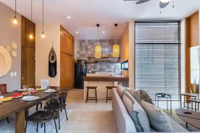 Bohemian Chic Apartment-Viscount IV - Image 3